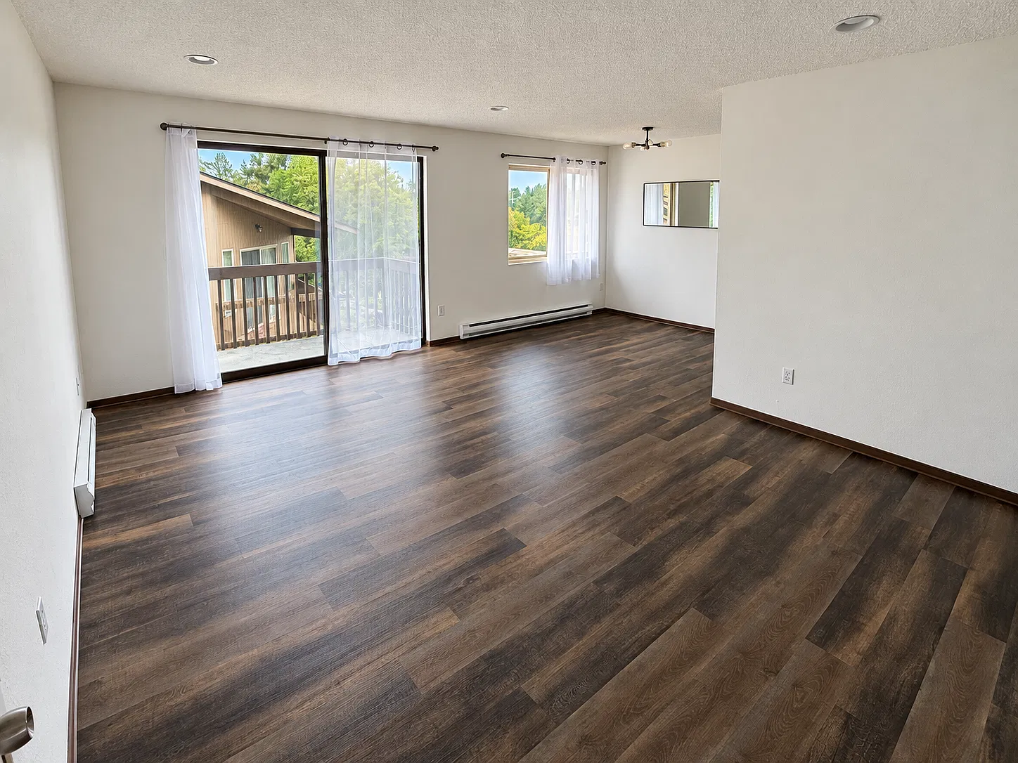 2 bed, 792 sqft, $2,249 — Photo 3