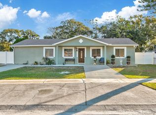 6405 Yorkshire Rd, Tampa, FL 33634