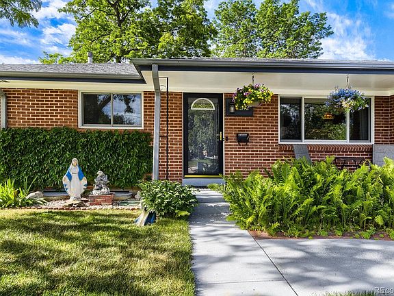 3rd image of 12142 W 60th Place