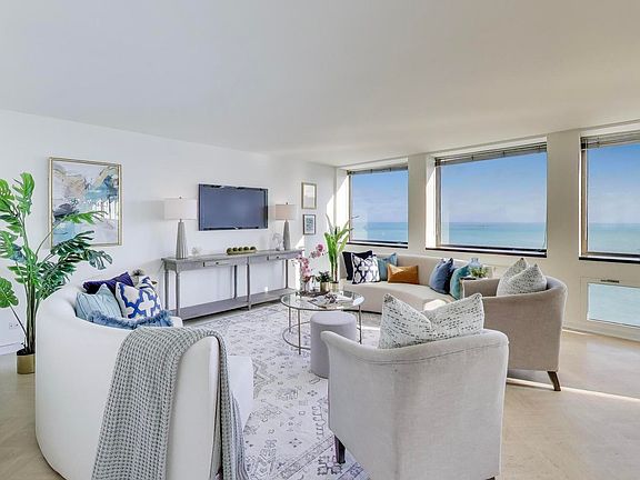 3rd image of 1110 N Lake Shore Dr APT 29S