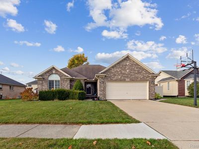 51507 Wilshire Ct, New Baltimore, MI, 48047