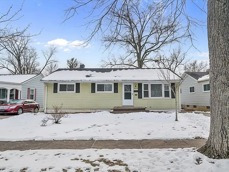 2448 Rainbow Ct — Photo 3