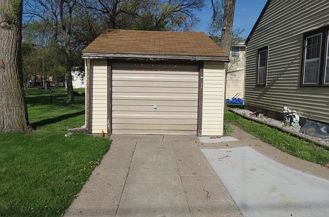 2nd image of 1172 12th Ave