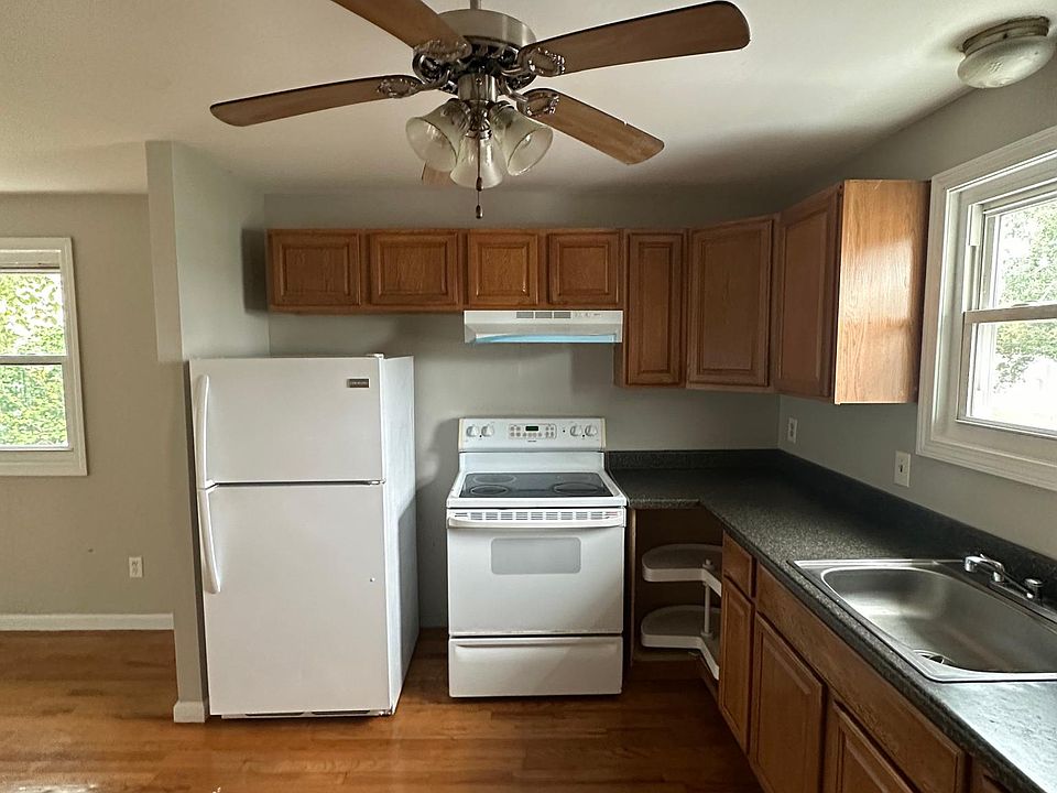1st image of 451 Main St #C