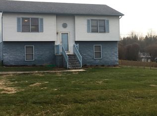 3383 Clarks Chapel Rd, Lenoir, NC 28645