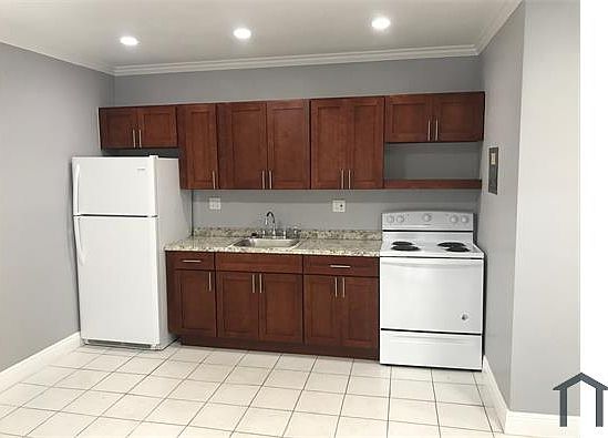 1st image of 85 W 10th St #2E