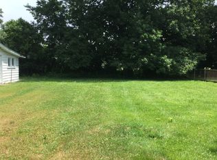 869 Eaglewood Dr, Willoughby, OH 44094
