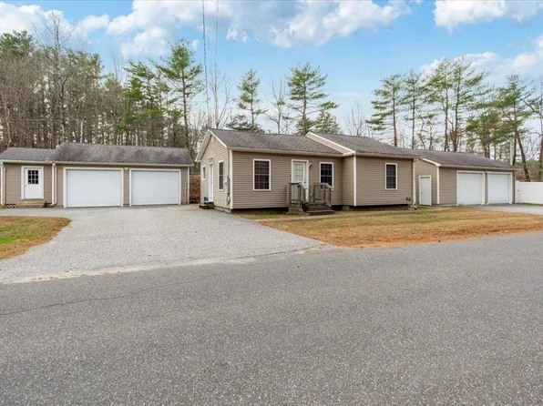 7 Farwell Street, Lisbon, ME 04250