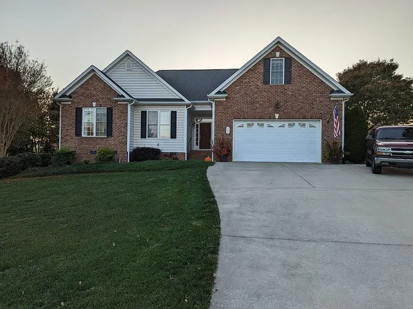 27 Water Front Ln, Timberlake, NC 27583