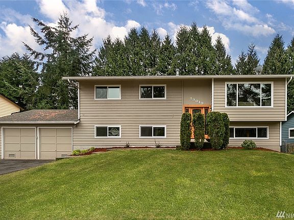 2nd image of 13019 NE 128th Pl