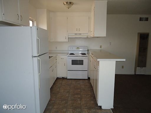 5th image of 128 Kathy Ellen Dr APT 1