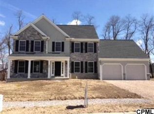 307 Hialeah Dr, Dillsburg, PA 17019
