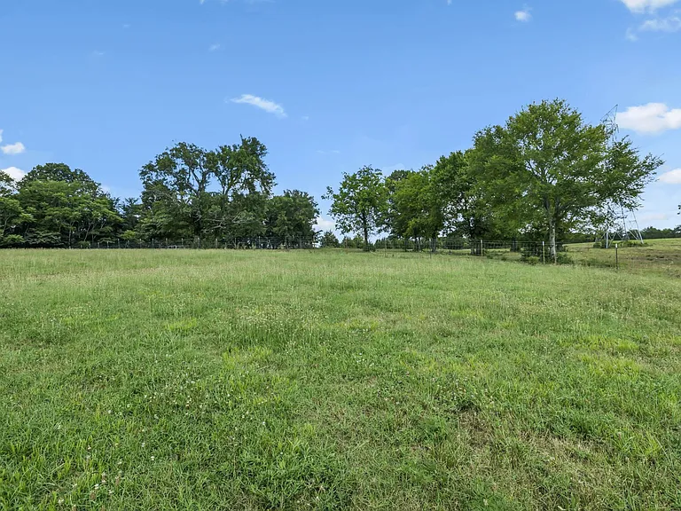 9021 Lane Rd — Photo 29
