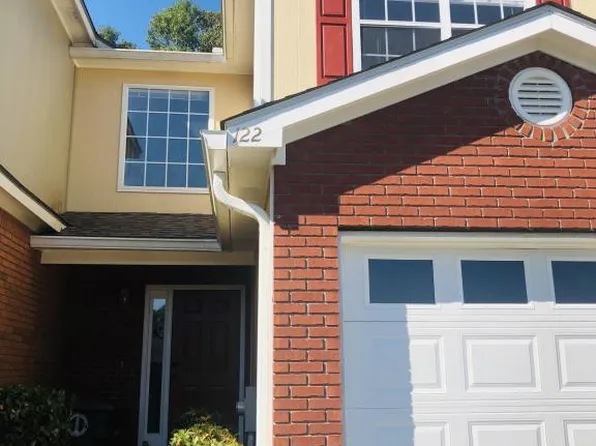 122 Woodmere Dr, Enterprise, AL 36330