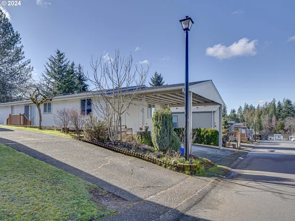 37600 Sunset St Unit 16, Sandy, OR 97055