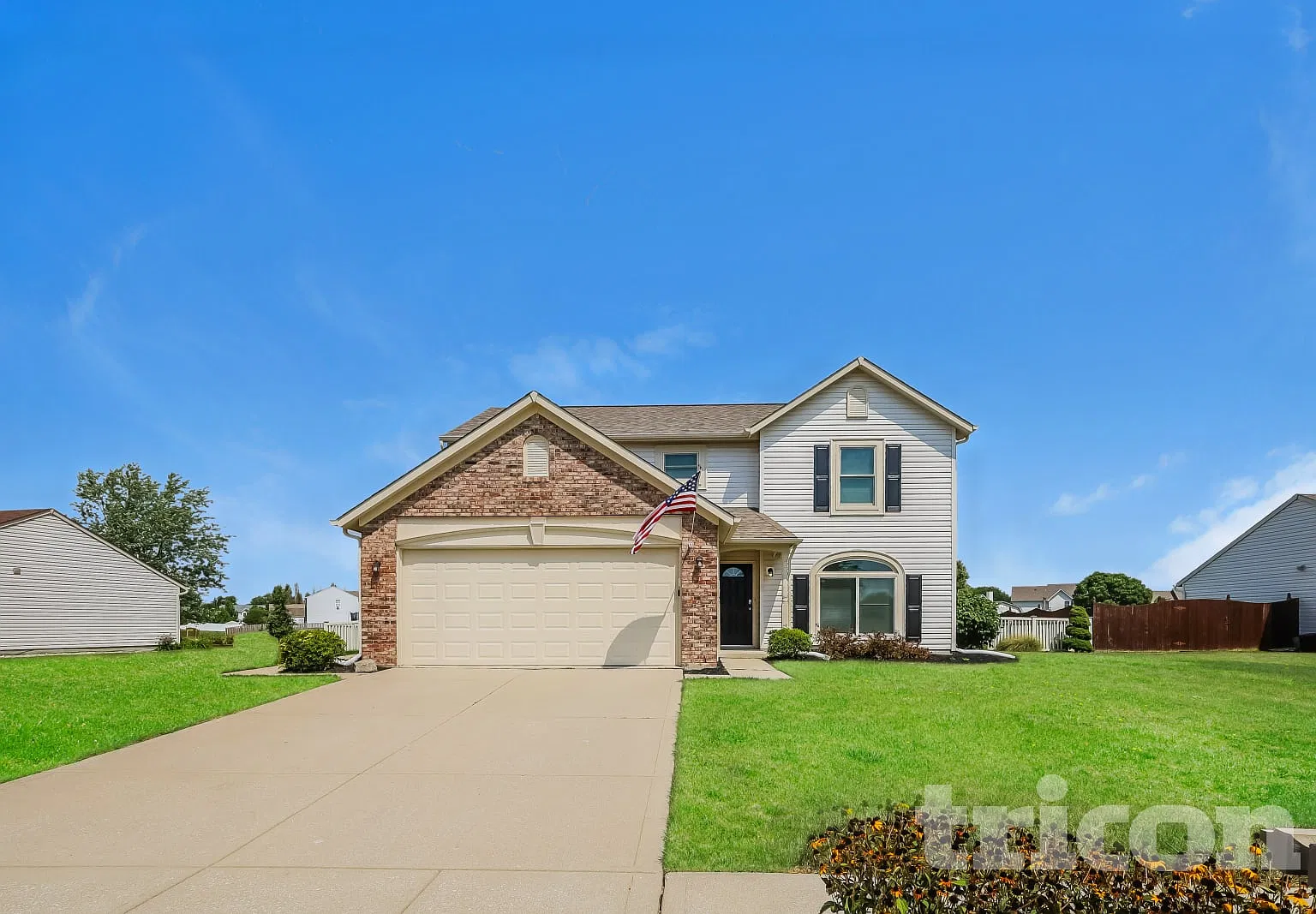 1197 Kinross Drive Avon IN — Photo 1