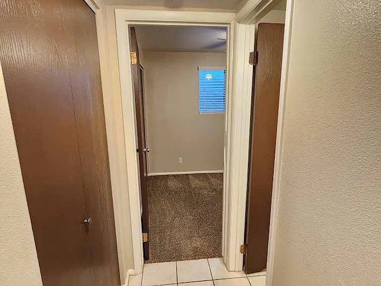 781 N Valley View Dr #1 — Photo 21