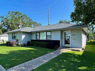 4801 Lawndale Ave, Groves, TX 77619