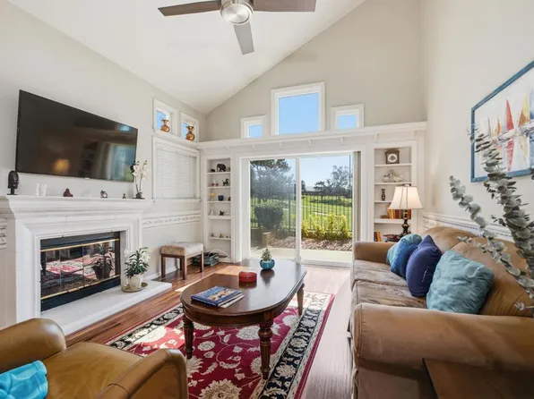 1428 Portofino Dr, Vista, CA 92081