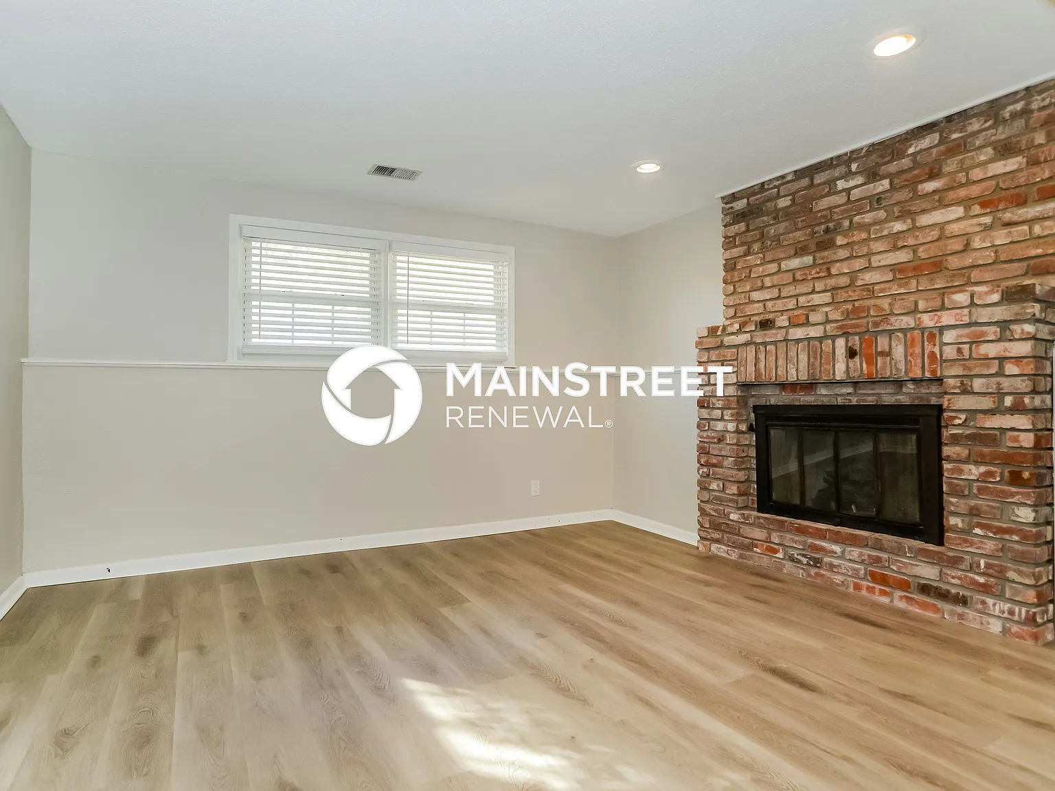 15915 W 152ND CIR — Photo 3