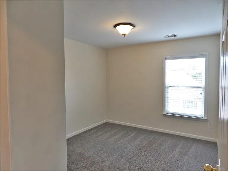 10829 Yorkwood St — Photo 43