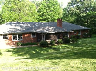 1502 Willingham Ave, South Boston, VA 24592