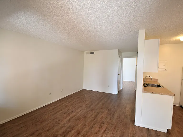 3393 Madison Ave #W329 — Photo 3