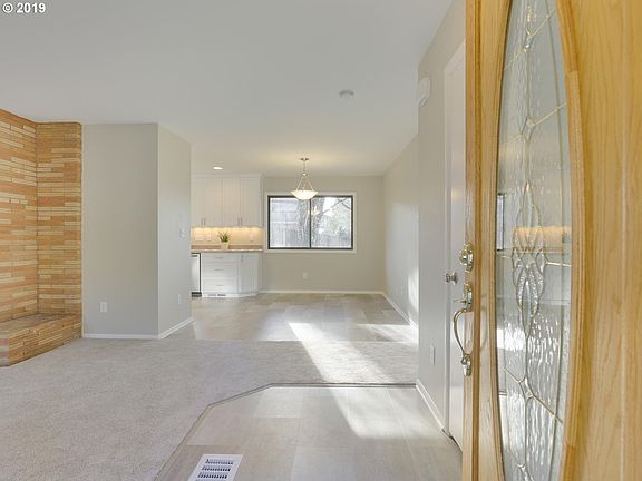 3rd image of 12432 SE Guilford Dr