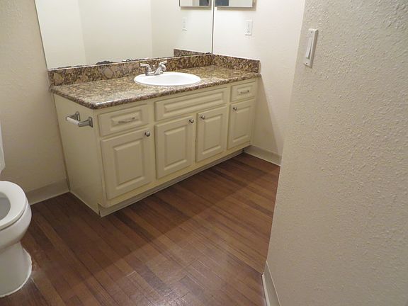 4th image of 4732 Walden Cir APT 1232