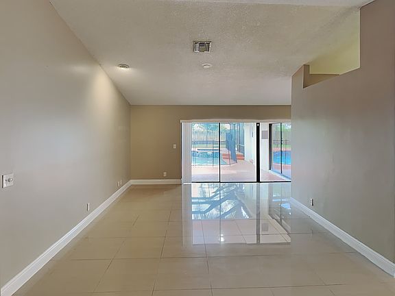 3rd image of 11192 NW 1st Pl
