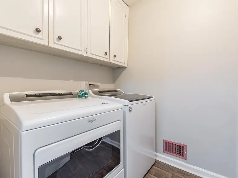 455 Cove Dr NE — Photo 11