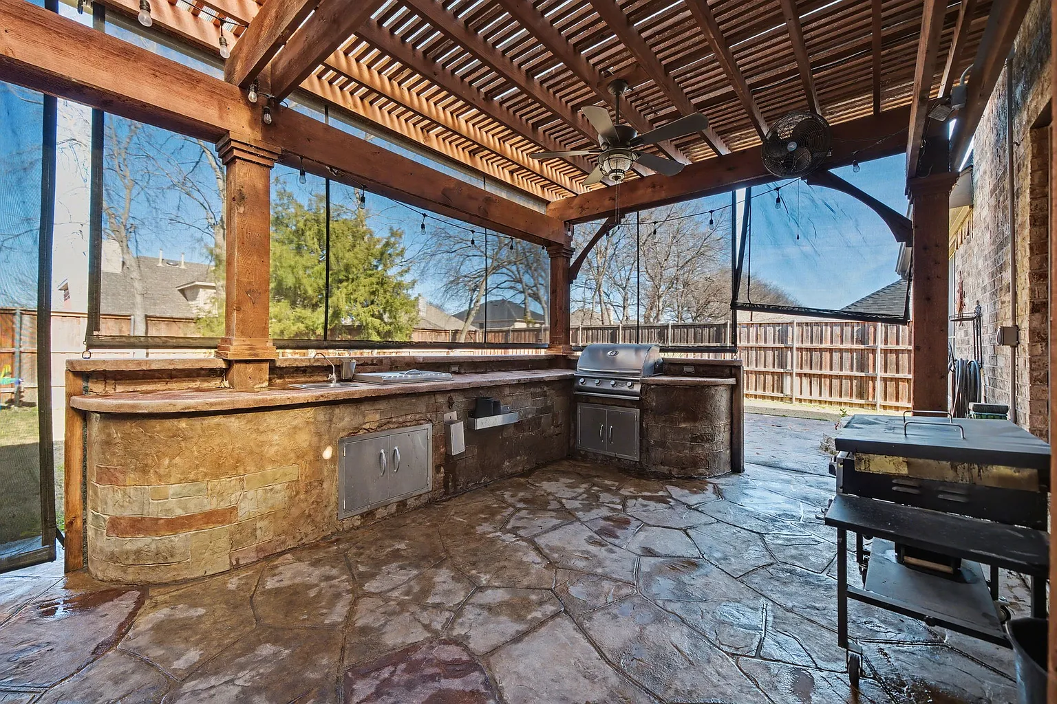 2916 Preston Ln photo 1