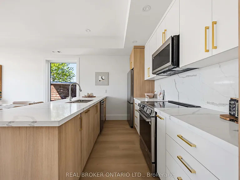 102 Boultbee Ave #B — Photo 6