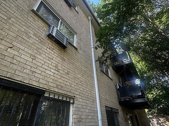 5th image of 4611 Quarles St NE