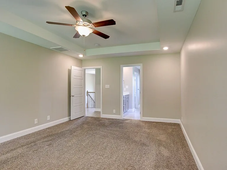 1121 Cardinal Creek Dr — Photo 70