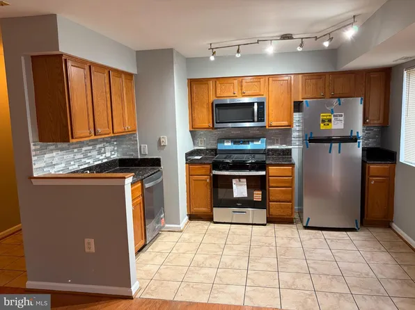4110 Ames St NE APT 102, Washington, DC 20019