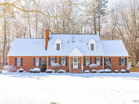 2nd image of 12075 Cedar Ln