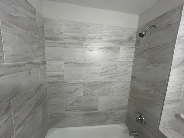 3576 Fuller Rd, Memphis, TN 38118