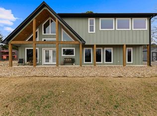 449 Lakeview Cir, Jefferson, TX 75657
