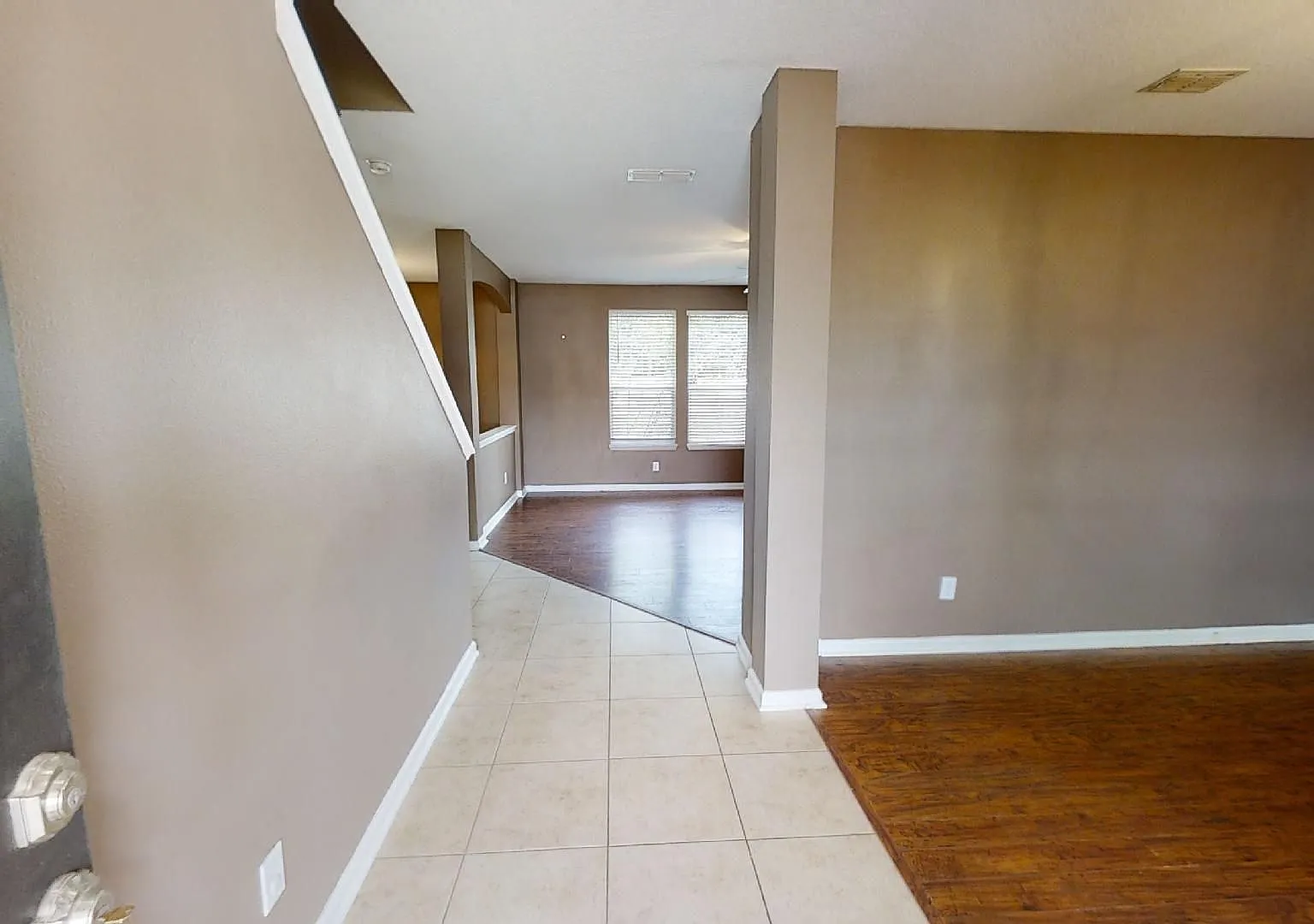 Beautiful Home — Photo 3