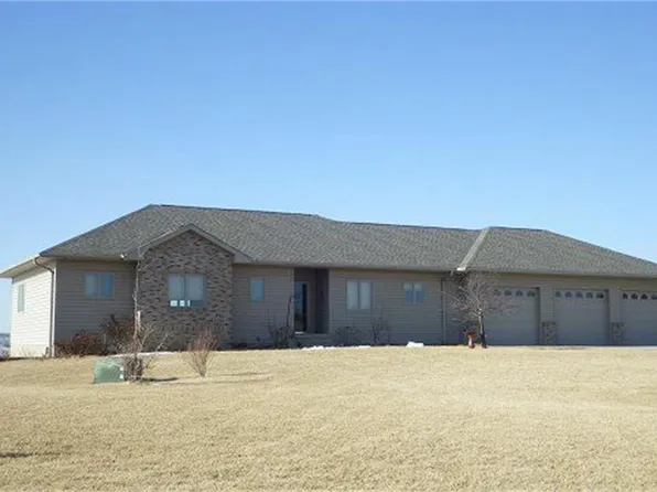 2861 246th Ln, Logan, IA 51546