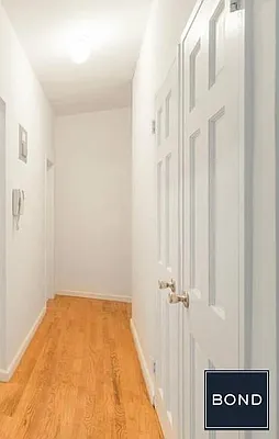 Rented by Bond New York | media 4