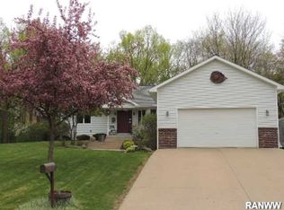 920 Wagner Rd, Menomonie, WI 54751
