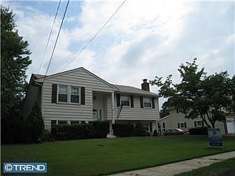 2nd image of 4 Hillcrest Rd