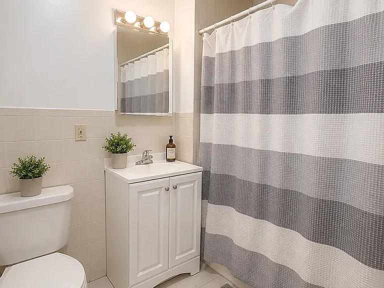 305 Riverside Dr #1H — Photo 5