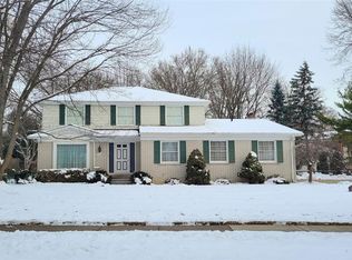 3728 Boulder Dr, Troy, MI