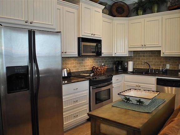 5th image of 318 La Valencia Cir