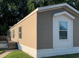 225 Beach, Edwardsville, KS 66113
