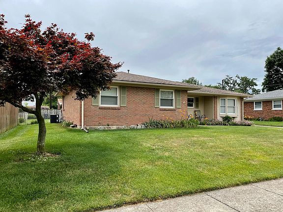 2nd image of 568 Cricklewood Dr