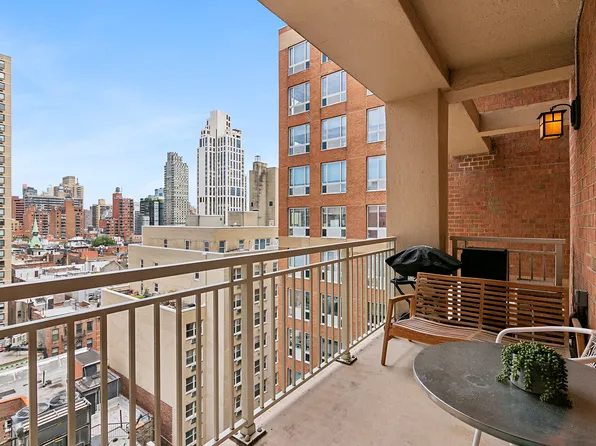 201 East 80th Street image 12 of 21